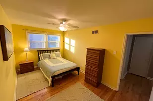 2702 E Country Club Rd, Philadelphia, PA 19131 - Photo 29