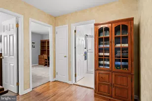 154 Laurie Ln, Philadelphia, PA 19115 - Photo 21