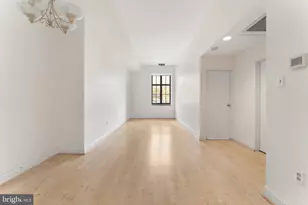 1601 Spring Garden St, Philadelphia, PA 19130 - Photo 3
