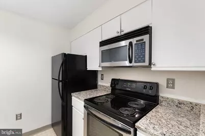 1601 Spring Garden Street #M108, Philadelphia, PA 19130 - Photo 9