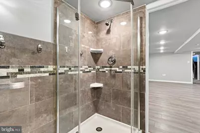 2484 N 77th Avenue, Philadelphia, PA 19150 - Photo 23