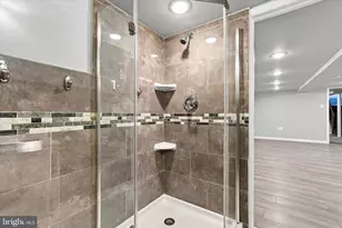2484 N 77th Ave, Philadelphia, PA 19150 - Photo 23