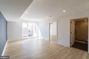 629 W Girard Ave, Philadelphia, PA 19123 - Photo 3
