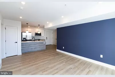 629 W Girard Avenue #401, Philadelphia, PA 19123 - Photo 7