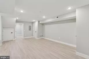2401 N 2nd St, Philadelphia, PA 19133 - Photo 11