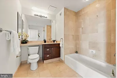 440 S Broad Street #1604, Philadelphia, PA 19146 - Photo 17