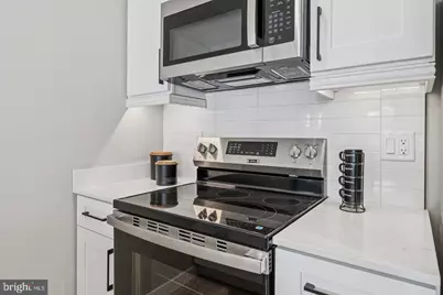 2401 N 2nd Street #E3, Philadelphia, PA 19133 - Photo 5