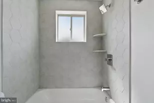 2401 N 2nd St, Philadelphia, PA 19133 - Photo 5
