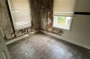 1119 W Nevada St, Philadelphia, PA 19133 - Photo 5