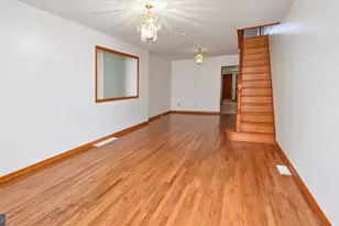 1813 E Hazzard St, Philadelphia, PA 19125 - Photo 3