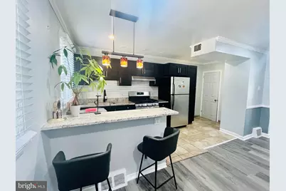 205 Devereaux Avenue, Philadelphia, PA 19111 - Photo 5