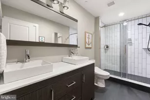 819 N Uber St, Philadelphia, PA 19130 - Photo 15