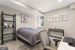 819 N Uber St, Philadelphia, PA 19130 - Photo 25