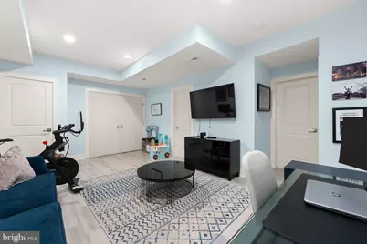 819 N Uber Street #2, Philadelphia, PA 19130 - Photo 19