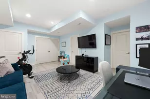 819 N Uber St, Philadelphia, PA 19130 - Photo 19
