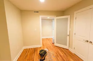 924 Pine St, Philadelphia, PA 19107 - Photo 3