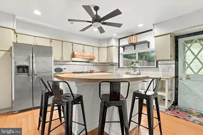 813 Moore Street, Philadelphia, PA 19148 - Photo 11