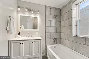 1604 S 16th St, Philadelphia, PA 19145 - Photo 17