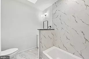 5812 Hadfield St, Philadelphia, PA 19143 - Photo 9