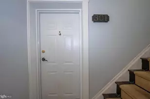 329 S 12th St, Philadelphia, PA 19107 - Photo 17