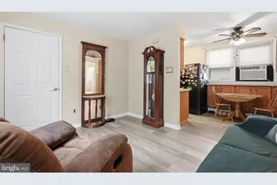 700-8 Borbeck Avenue, Philadelphia, PA 19111 - Photo 15