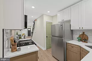 4222 Wallace St, Philadelphia, PA 19104 - Photo 9