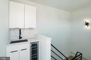 930 N 2nd St, Philadelphia, PA 19123 - Photo 13