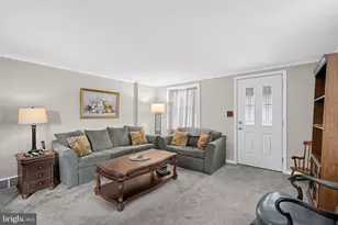 527 Overlook Rd, Philadelphia, PA 19128 - Photo 3