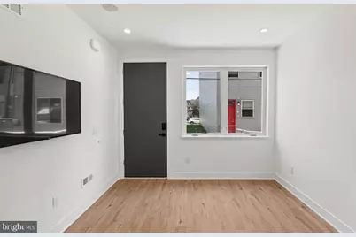 1546 N Darien Street, Philadelphia, PA 19122 - Photo 3
