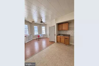 6813 Woodland Avenue, Philadelphia, PA 19142 - Photo 9