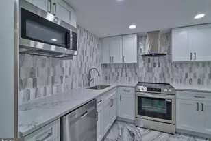 210 W Rittenhouse Square, Philadelphia, PA 19103 - Photo 9