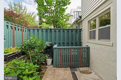 782 N Bucknell Street N, Philadelphia, PA 19130 - Photo 15