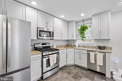 956 N Lawrence Street #A, Philadelphia, PA 19123 - Photo 9