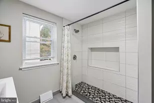 956 N Lawrence St, Philadelphia, PA 19123 - Photo 15