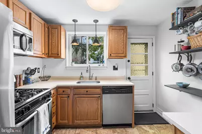 1104 Cantrell Street, Philadelphia, PA 19148 - Photo 7