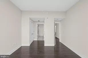 210 S 25th St, Philadelphia, PA 19103 - Photo 9