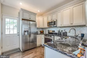 2017 Pierce St, Philadelphia, PA 19145 - Photo 5