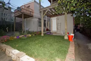 524 N 22nd St, Philadelphia, PA 19130 - Photo 9