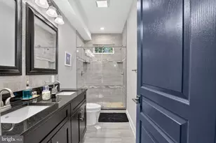 2228 Wilder St, Philadelphia, PA 19146 - Photo 23
