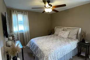 8739 Marsden St, Philadelphia, PA 19136 - Photo 5