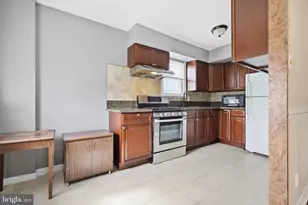 9954 Bridle Rd, Philadelphia, PA 19115 - Photo 3