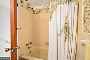 1008 Rennard St, Philadelphia, PA 19116 - Photo 25