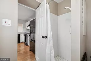 451 Hermitage St, Philadelphia, PA 19128 - Photo 11