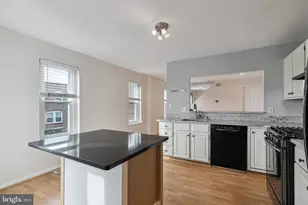 451 Hermitage St, Philadelphia, PA 19128 - Photo 9