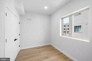 2156 N Randolph St, Philadelphia, PA 19122 - Photo 11
