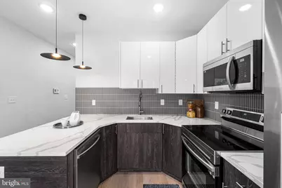 2156 N Randolph Street, Philadelphia, PA 19122 - Photo 9