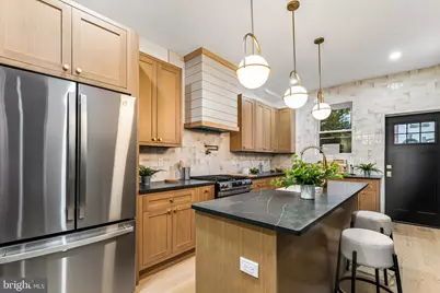 426 Moore Street, Philadelphia, PA 19148 - Photo 11