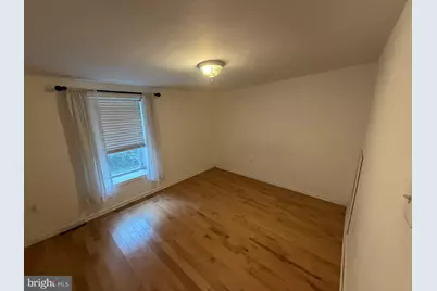 2143 E Sergeant Street E, Philadelphia, PA 19125 - Photo 15