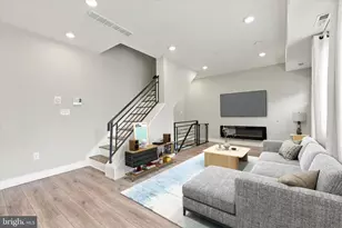 2348 Mountain St, Philadelphia, PA 19145 - Photo 7