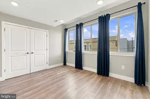 2348 Mountain St, Philadelphia, PA 19145 - Photo 13